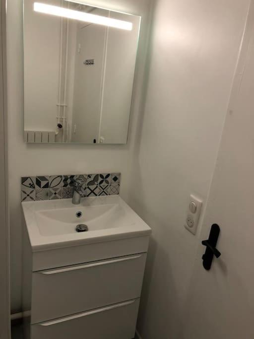 Nosy Be - Appartement A Реймс Екстериор снимка