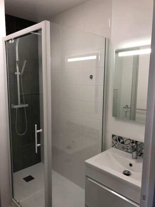 Nosy Be - Appartement A Реймс Екстериор снимка